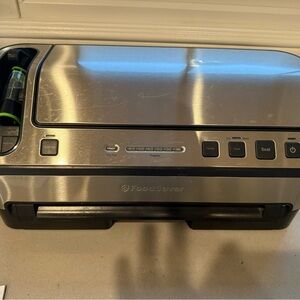 FoodSaver Silver Vacuum Sealer